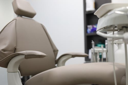 Dentist charged after woman sexually assaulted in Toronto: police
