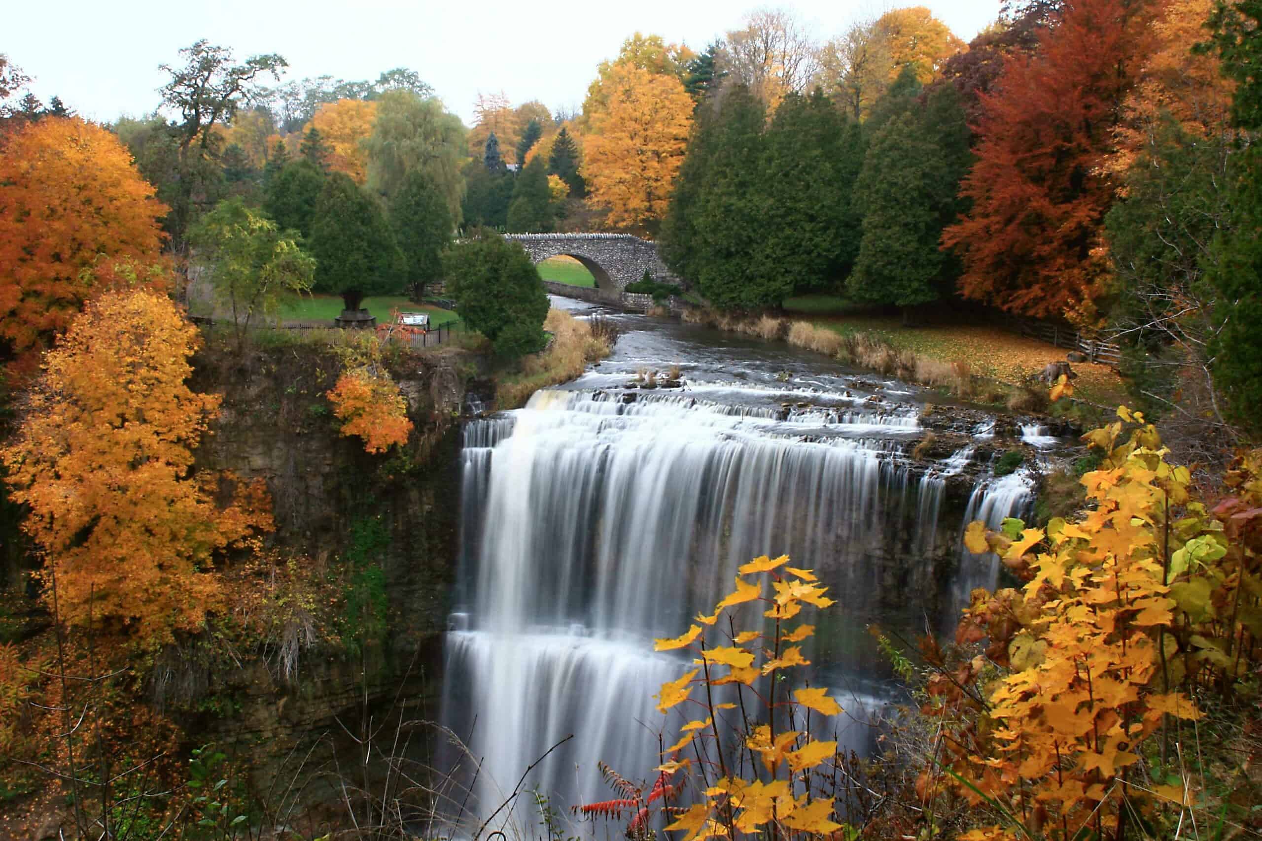 fall colour spots hamilton