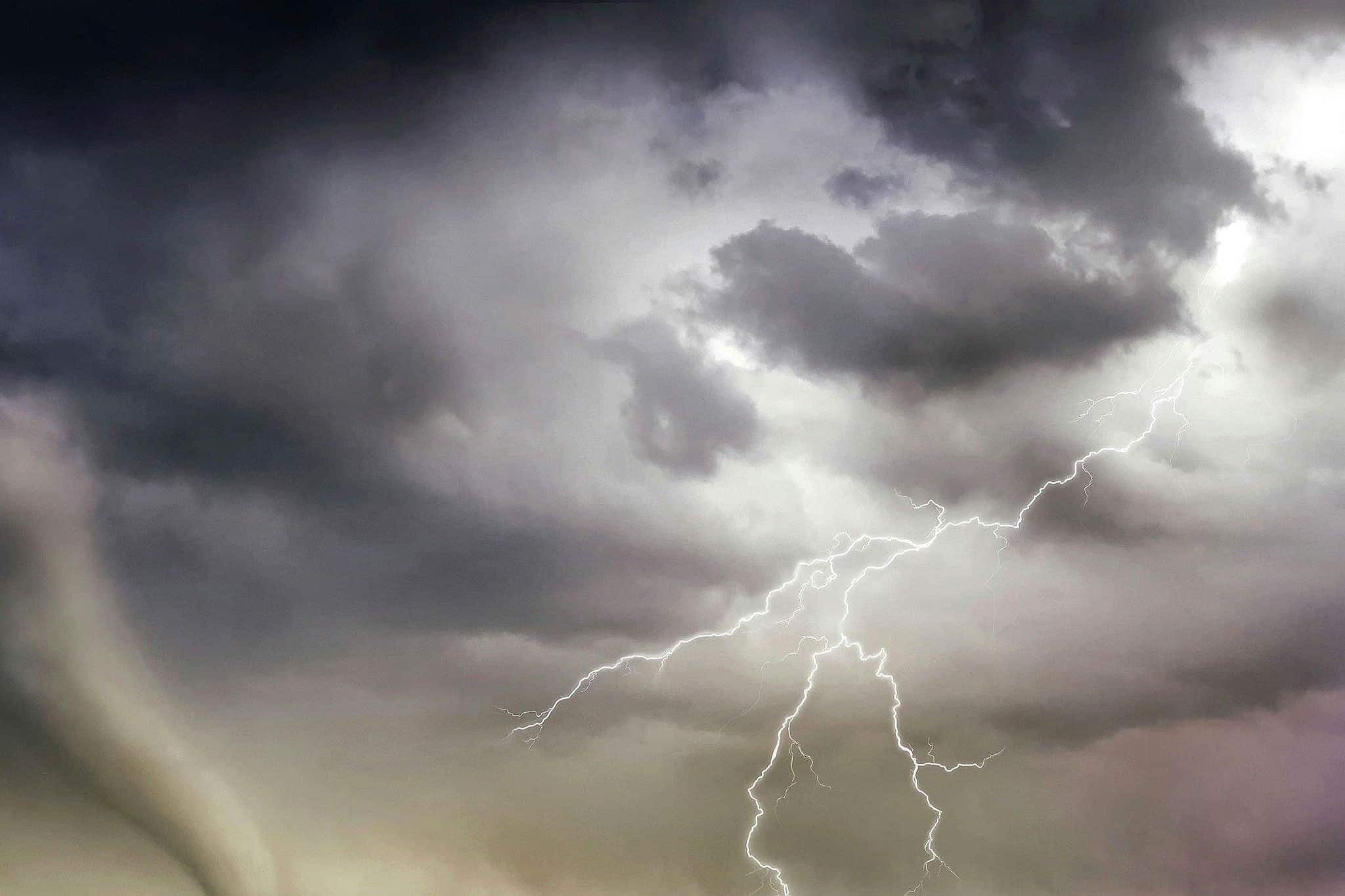 weekend thunderstorms southern ontario