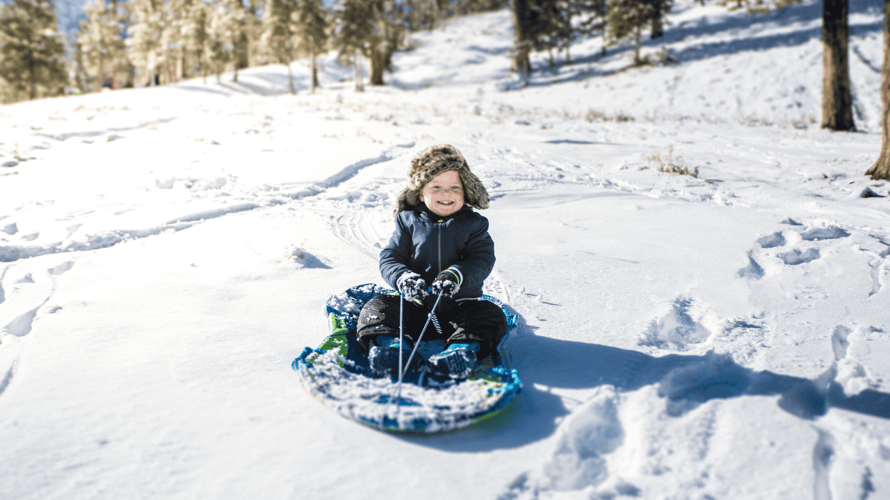 winter, fun, tobogganing, snow, hills, rides, family, activity, Christmas, holidays, fun, entertainment Ontario.