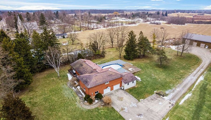 1291 Old Highway 8, Flamborough